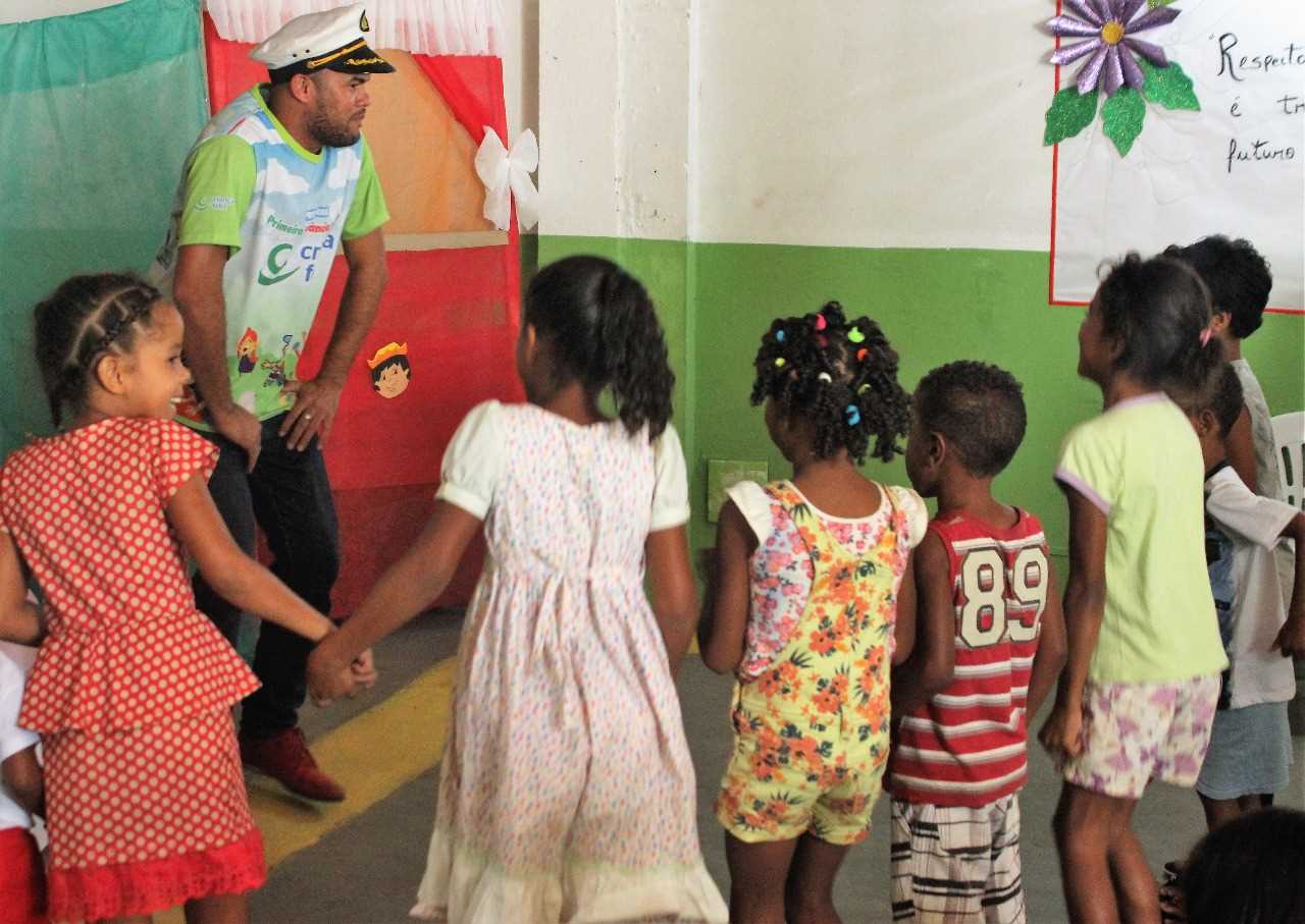 Programa Infância em Camacã beneficia dezenas de famílias